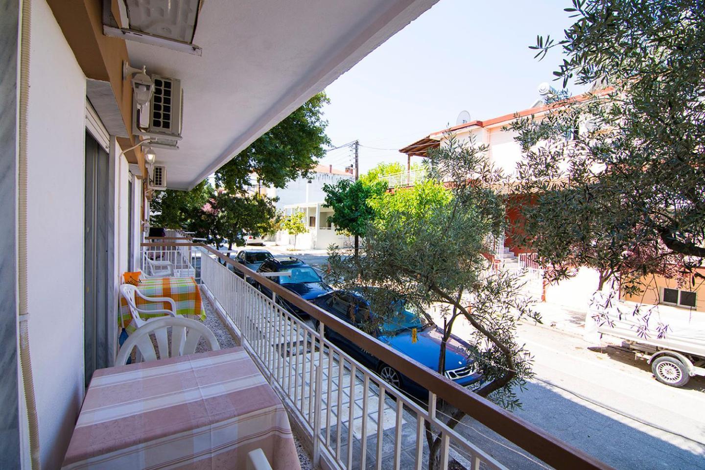 Apartments Anesis Pantazis Аспровалта Екстер'єр фото
